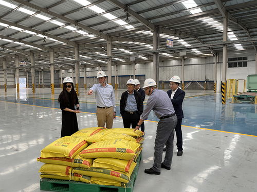 強化產業鏈協同合作，國聯股份攜肥多多走進荊楚大地，共拓磷化工產品銷售新篇章